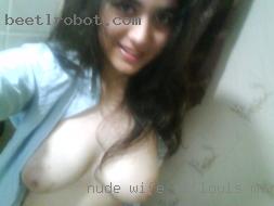 Nude wife 65 yr old web cam chat St. Louis, MO.